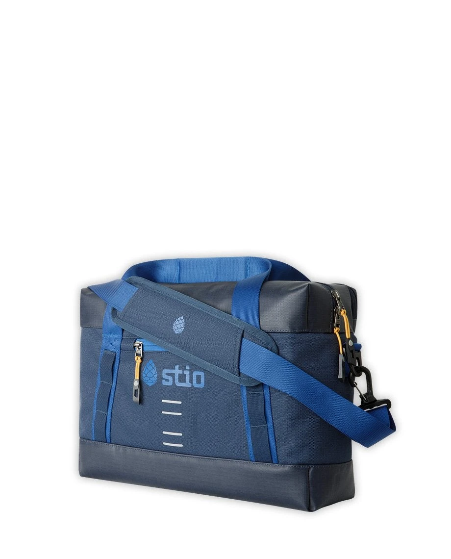 Stio Basin XT Brief - Stylish & Functional Lifestyle Bag 6 Stio Basin XT Brief - Stylish & Functional Lifestyle Bag - Image 6