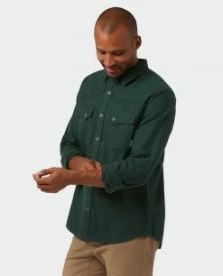 Stio Men's Junction Midweight Flannel Shirt - Camp, Lifestyle, Ski & Snowboard -Stio Sales Shop M Junction Midweight Flannel Shirt Treeline Green 2