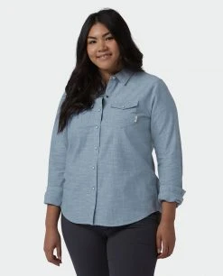 Stio Women's Ashton Chambray Shirt - Stylish & Comfortable Casual Shirt 29 Stio Women's Ashton Chambray Shirt - Stylish & Comfortable Casual Shirt -Stio Sales Shop W Ashton Chambray Shirt Light Chambray Alt 1W Ashton Chambray Shirt Light Chambray Alt 2