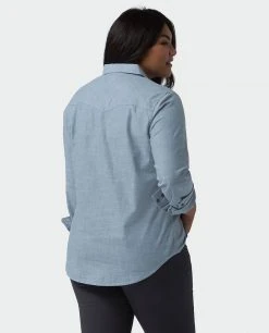 Stio Women's Ashton Chambray Shirt - Stylish & Comfortable Casual Shirt 30 Stio Women's Ashton Chambray Shirt - Stylish & Comfortable Casual Shirt -Stio Sales Shop W Ashton Chambray Shirt Light Chambray Alt 3