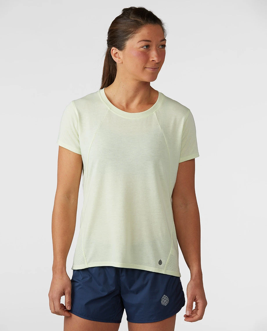 Stio Women's Divide Shift Short Sleeve Shirt - Lightweight Hiking & Outdoor Shirt 12 Stio Women's Divide Shift Short Sleeve Shirt - Lightweight Hiking & Outdoor Shirt - Image 12