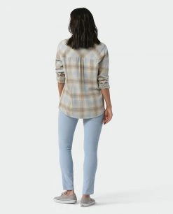 Stio Women's Dovetail Lightweight Flannel Shirt - Soft Camp & Lifestyle Shirt 41 Stio Women's Dovetail Lightweight Flannel Shirt - Soft Camp & Lifestyle Shirt -Stio Sales Shop W Dovetail Lightweight Flannel Shirt Bone White Plaid 5