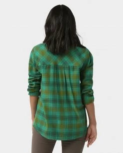 Stio Women's Dovetail Lightweight Flannel Shirt - Soft Camp & Lifestyle Shirt 44 Stio Women's Dovetail Lightweight Flannel Shirt - Soft Camp & Lifestyle Shirt -Stio Sales Shop W Dovetail Lightweight Flannel Shirt Greenery Plaid 3