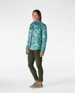 Stio Women's Skycrest Insulated Snap Shirt - Lightweight Camping & Lifestyle Jacket -Stio Sales Shop W Skycrest Conifer Camo 5 b71ad4ae 8eab 40c1 b1d9 8dc5c4972c19
