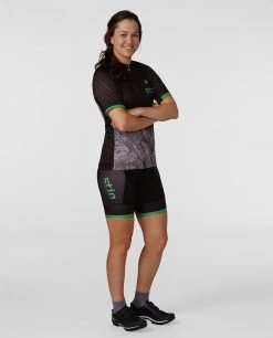 Women's Stio Team Bike Short | High-Performance Cycling Shorts for Women -Stio Sales Shop W Stio Bike Kit 4